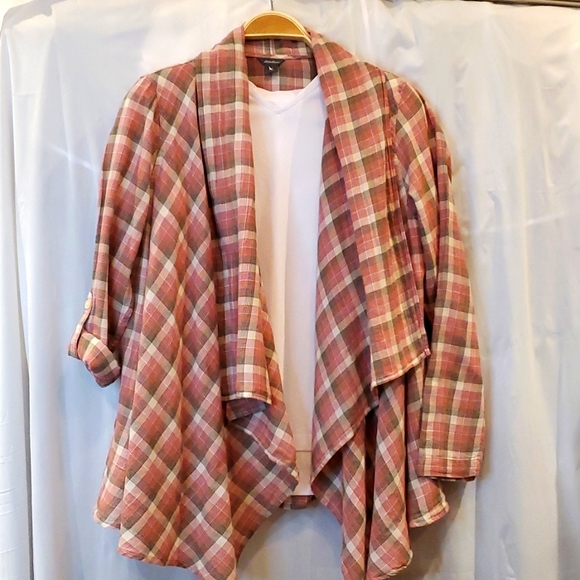 Eddie Bauer swing plaid jacket, Med. - Picture 7 of 9